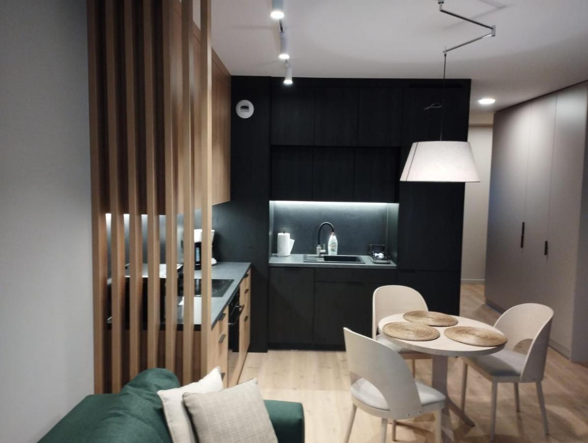 Fantastyczny Apartament Lotnisko Poznań Kültér fotó